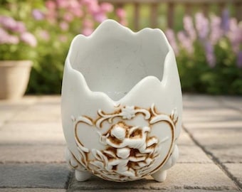 Vintage Lefton #1814 Miniature Cherub Cracked Egg Vase 3.5"