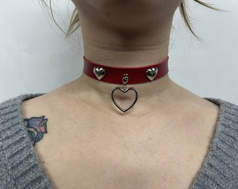 Collana corta rgda grocollo pelle e perlne ceramca cuoo