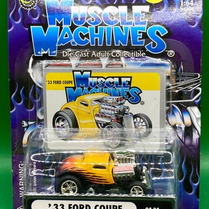 Muscle Machines by Funline &quot;33 Ford Coupe&quot; W/ Collector Card