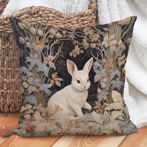 Linda almohada de conejo blanco, cojín decorativo de conejito del bosque de invierno, almohada de acento de bosque de bosque vintage, regalo para ella, INSERTO INCLUIDO