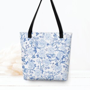 Blue White Chinoiserie Floral Tote Bag Bridesmaid Gifts Peony Bird Chinese Blue Porcelain Pattern Hampton Style Shopping Bag BW1