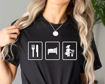 Eat Sleep Garden T-Shirt: Gardener Gift Tee