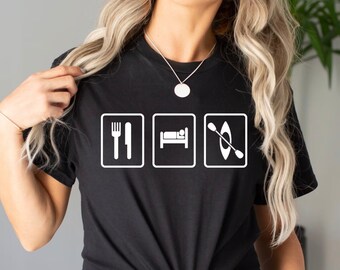 Ät sov kajak t-shirt - rolig kajakpaddlare gåva