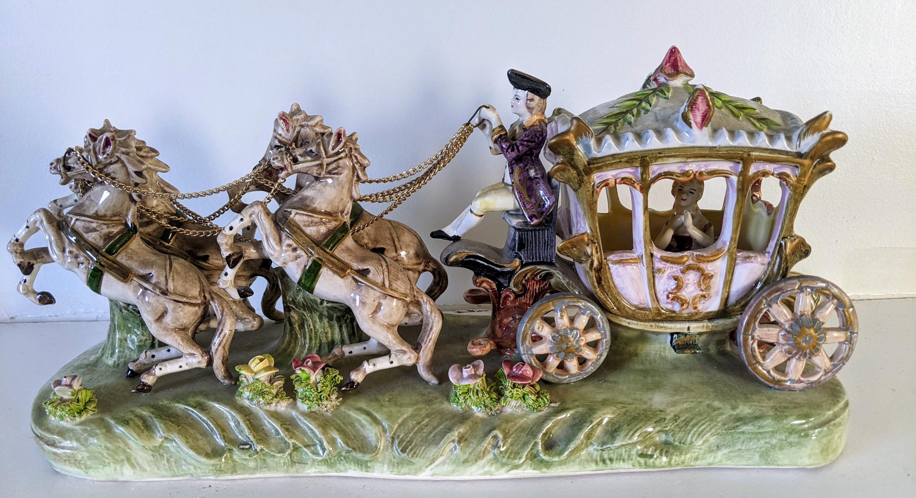 CAPODIMONTE カポディモンテ 陶器人形 置物 N 馬車 シンデレラの