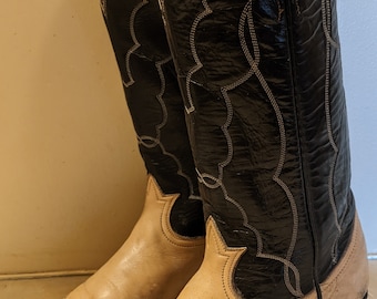 Vintage Women's Western Boots Footwear Cowgirl Boots Tan Dark Brown