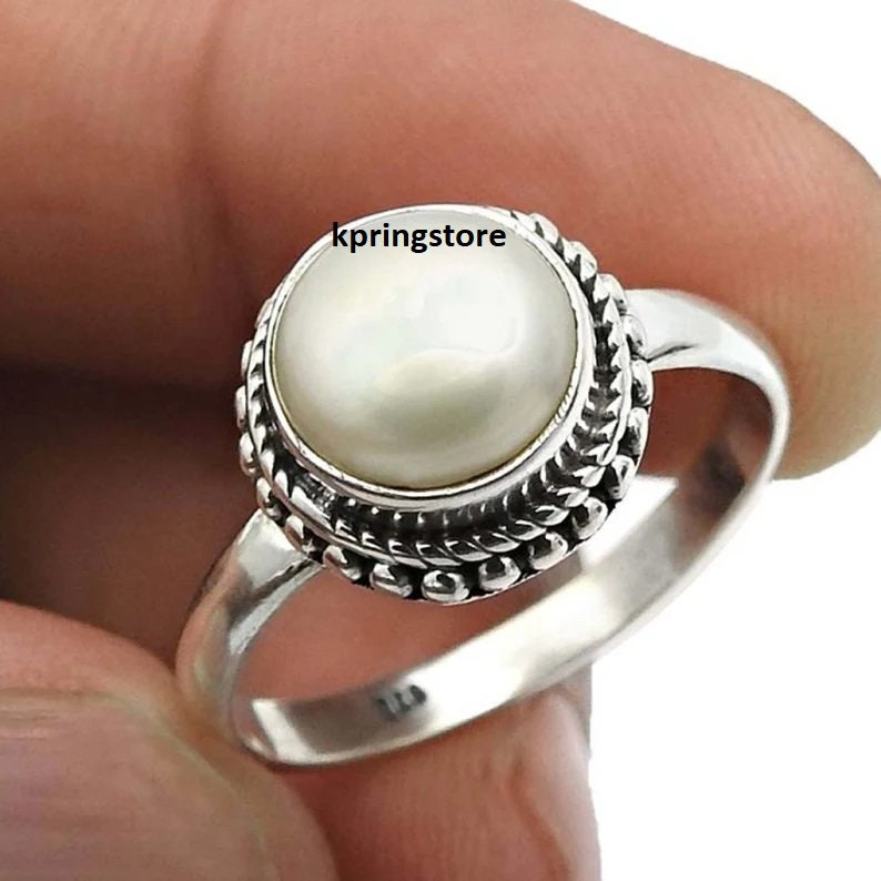 ASTRODIDI Stone Pearl Moti Gemstone Silver Coated Ring for Men & Women :  Amazon.in: Fashion