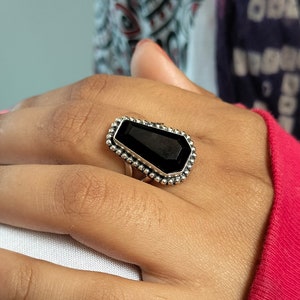 Black Onyx Coffin Ring, Handmade Ring, 925 Sterling Silver Ring, Wedding Ring, Gift for Her, Promise Ring, Women&#39;s Ring, Daughter Gift Ring