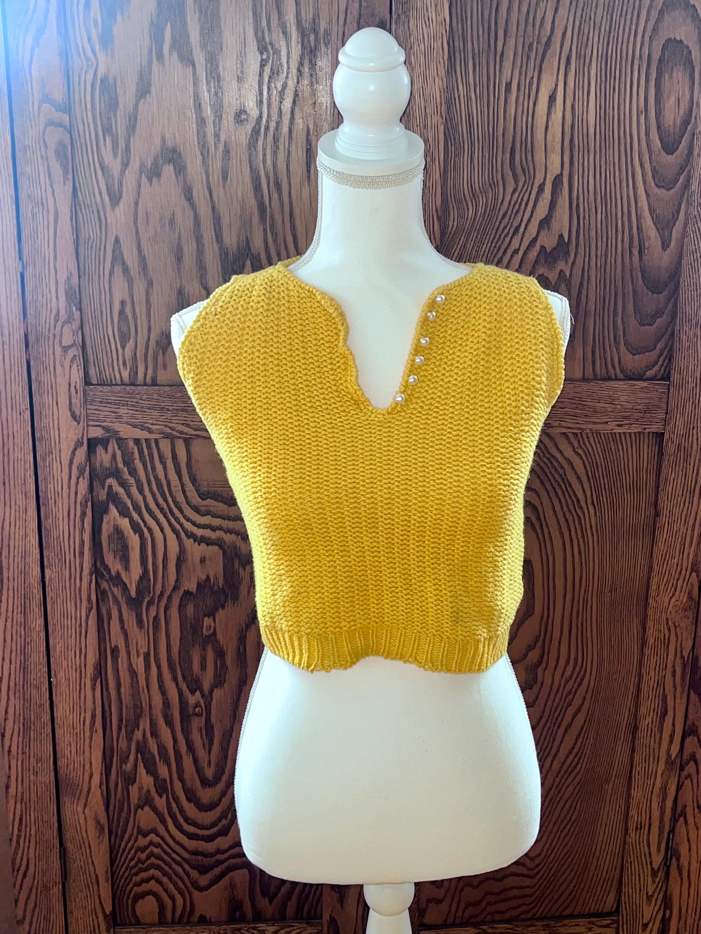 Vintage Knit Sweater Vest, Ribbed Top, Pearl Beaded V-neck - Etsy