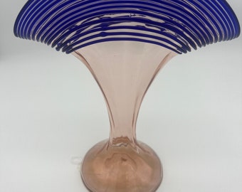 Kralik Fan Vase Pink and Blue