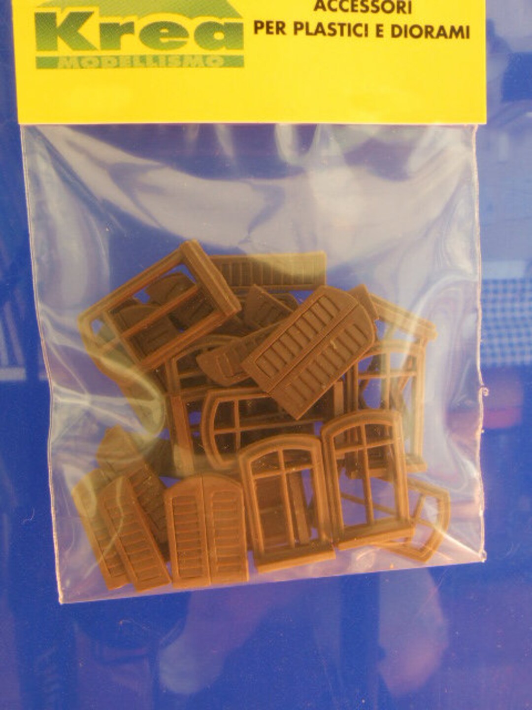 Modellismo Ferroviario - CM ED-018-B - Set Finestre E Persiane In Legno - Foto 7