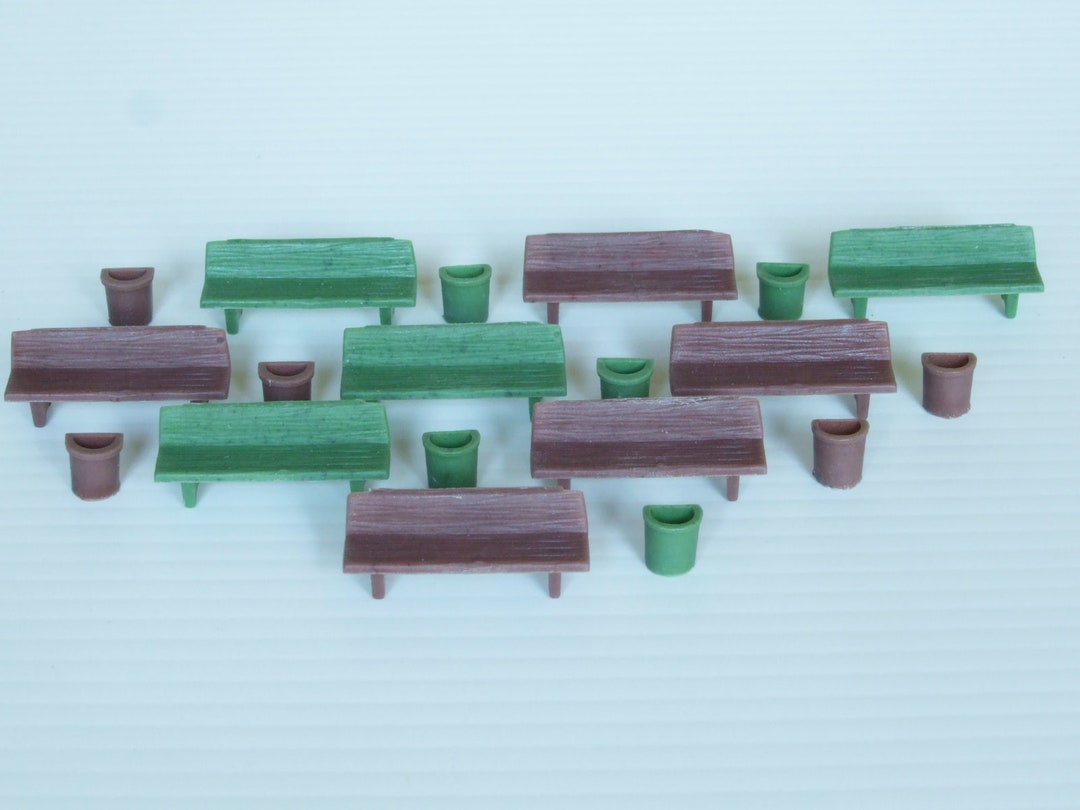 Krea Modellismo - Set Di 12 Panchine + 12 Cestini In Due Colori Per Diorami Scala 1:87 H0