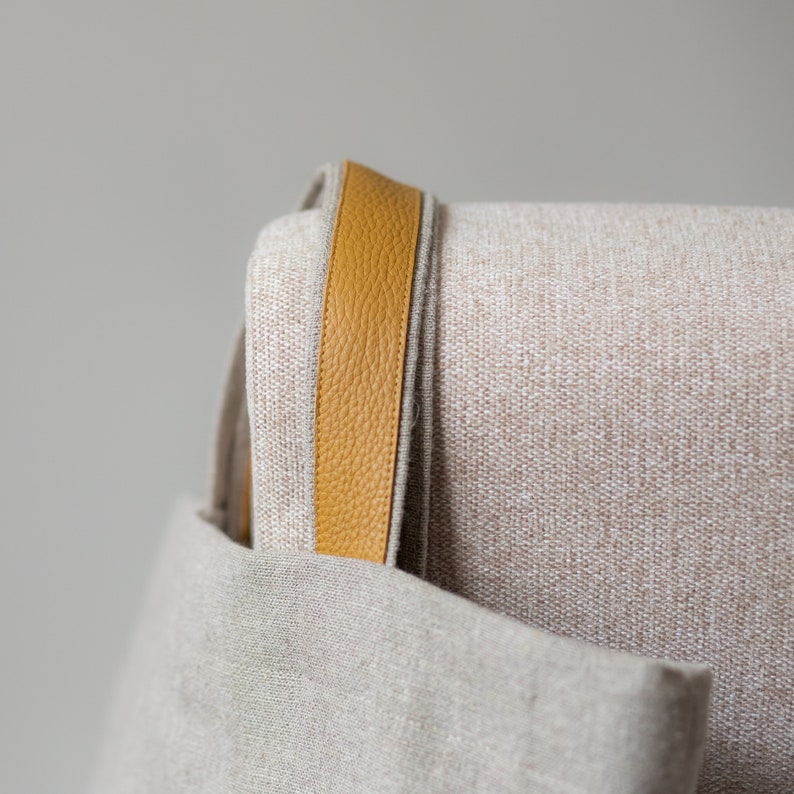 Linen bag with leather handles