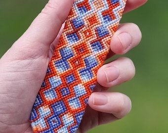 Pulsera de la amistad anudada, accesorios hechos a mano, regalo único, joyería auténtica, estilo hippie bohemio, escala de colores, pulsera de hilo bordado