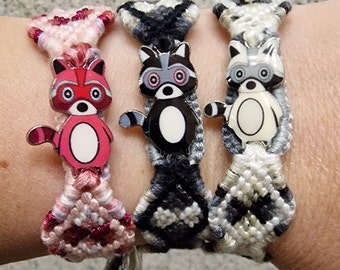 Pulsera de la amistad anudada, diseño único hecho a mano, accesorios para ella, accesorio para él, pulsera en forma de diamante, dije de animal mapache