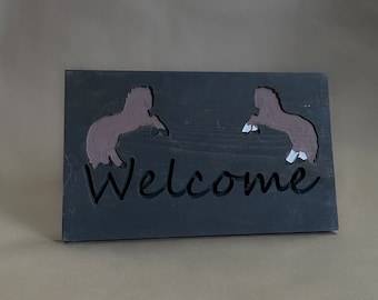 Wood Horse Welcome Sign