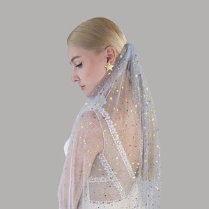 Blue Star Wedding Veil: Celestial Gold Hair Comb