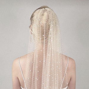 Gold and Pearl Veil, Champagne Vibe, Ivory Golden Pear Veil - Scattered Pearls, Gold Color Bridal Comb