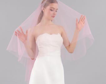 Velo da sposa rosa: tulle rosa, pettine dorato, due strati