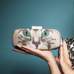 Bolso de mano bordado CECE de Fil Atelier