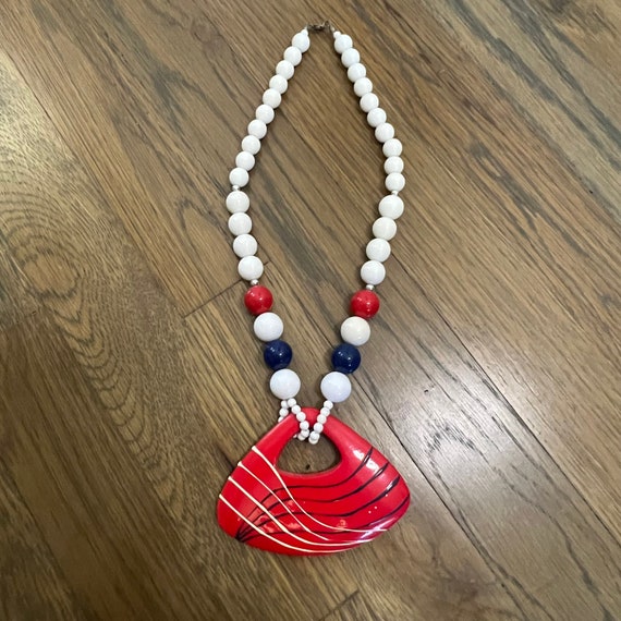 Vintage 70s/80s red white & blue beaded necklace - image 1