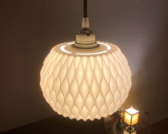 Modern Pendant Lamp: Metal & Glass, Adjustable Height