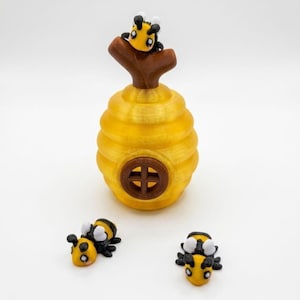 Mini Bee Hive Storage Set – 3D Printed Chibi Bee Figures, Desk Decor