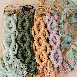 Macrame Keychain,Multi color keychain, Handmade with love in Pennsylvania