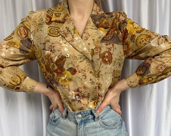 Blusa estampado floral marrón amarillo vintage, camisa de mujer cruzada