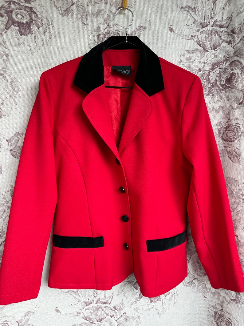 blazer rouge vintage avec détails en velours noir, veste pour femme élégante des années 90 image 8