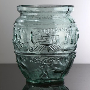 Roman Circus Beaker showing a Chariot Race and Gladiators (050a in blue-green glass)