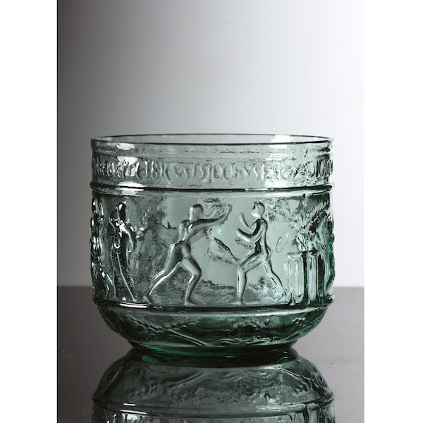 Roman Circus Beaker showing Boxers (049a in blue-green glass)