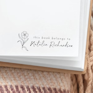 Floral book stamp | Book lover gift | This book belongs to stamp | Custom stamp | Personalized gift | Self inking stamp | Librarian gift