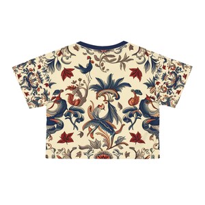 Discover the Toile de Jouy trend: the must-have women's crop t-shirt of the season image 3