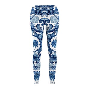 Conquer the fashion world with style: Exclusive Toile de Jouy Leggings A masterpiece of elegance image 3