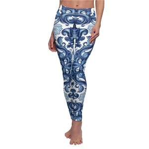 Conquer the fashion world with style: Exclusive Toile de Jouy Leggings A masterpiece of elegance image 1