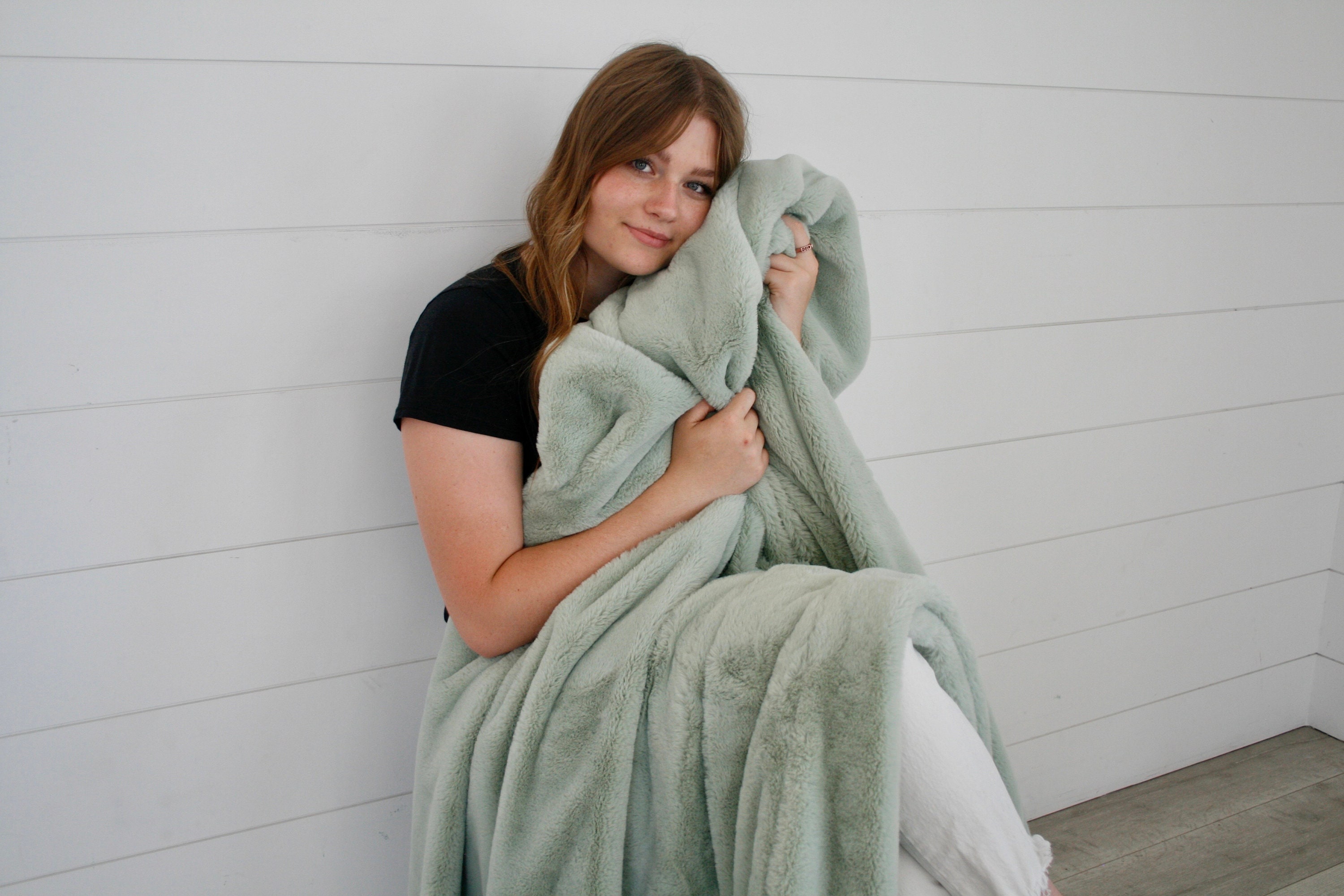 Adult Minky Blanket, Gifts for Mom - Moss Green Glacier, Adult Throw, Adult  Gift, Throw Blanket, Mother’s Day Gifts