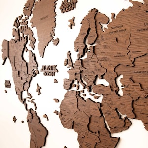 Mapa del mundo de madera marrón para pared: decoración rústica de viaje para el hogar o la oficina, regalo perfecto para aventureros, viajeros y entusiastas de la geografía.