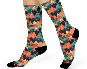 Chaussettes colorées Mountain Range | Chaussettes de montagne mignonnes | Chaussettes matelassées | Randonnée, camping ou sur le canapé