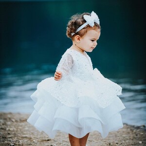 Robe de fille à paillettes blanches de mariage parfaite, robe de fille de fleur, robe de bébé fantaisie, robe de fille d'anniversaire, robe blanche de bébé, tenue d'enfant en bas âge image 5