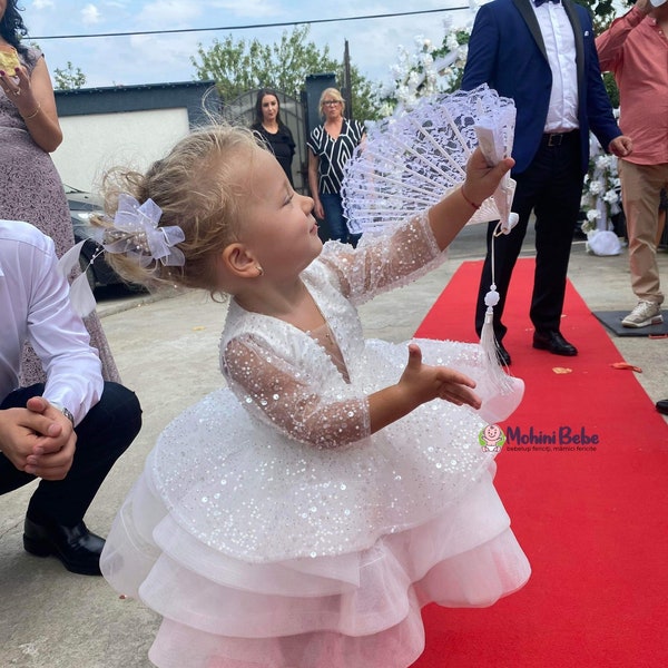 Robe de fille à paillettes blanches de mariage parfaite, robe de fille de fleur, robe de bébé fantaisie, robe de fille d'anniversaire, robe blanche de bébé, tenue d'enfant en bas âge