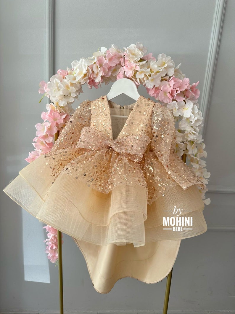 Robe de train de luxe formelle pour enfant en bas âge à paillettes dorées, robe de bébé fantaisie gonflée, robe de soirée dorée pour fille, robe de bal scintillante d'anniversaire pour fille image 3