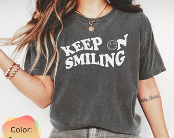 T-Shirt Women Positive Vibes Shirt For Her Gift TShirt With Sayings Smile Tee Birthday Gift Good Vibes Top Keep Smiling Graphic Tee Cozy