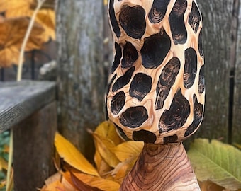 Seta de morera tallada a mano