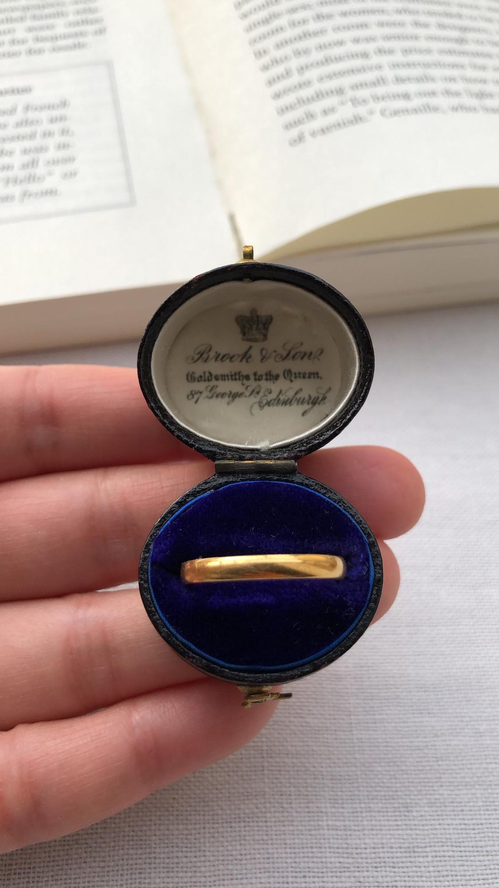 Vintage English 22k/22ct Yellow Gold Posy/posey/poesy/posie Band/ring ...