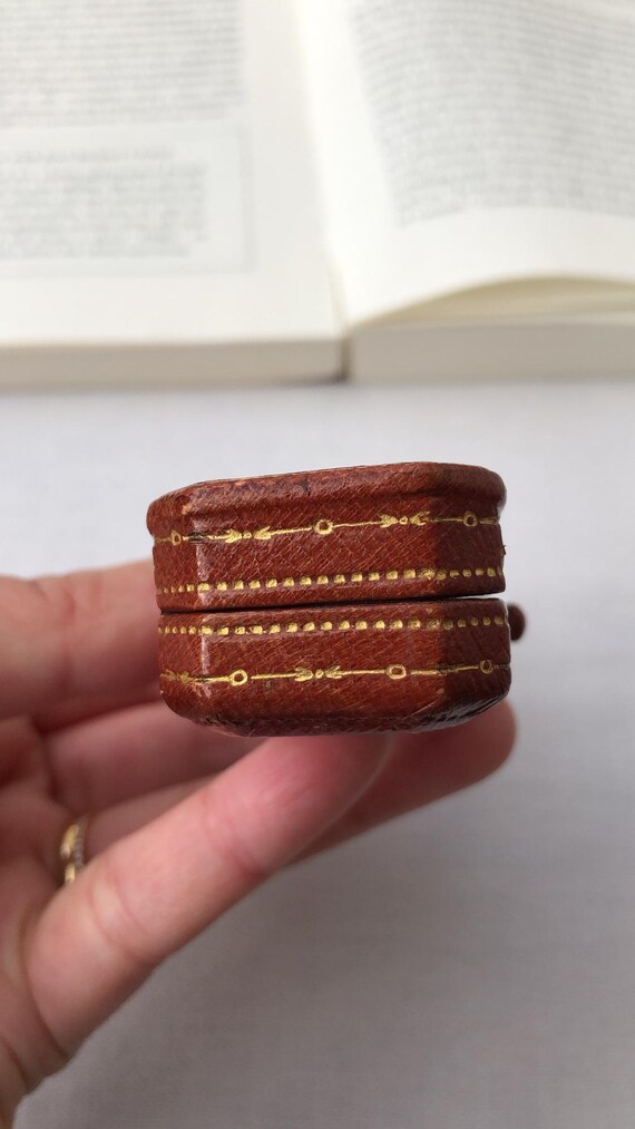 Antique Cartier Rectangular-shaped Red Tooled Lea… - image 8