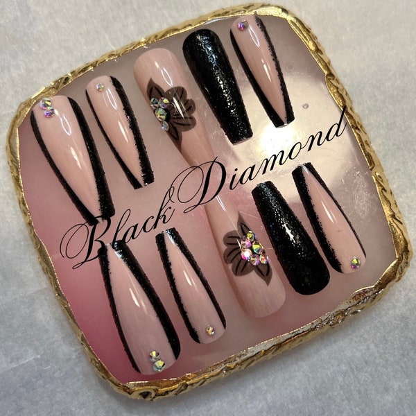 Black nude glitter V French Design, Press on nails / fake nails / false nails / glue on nails / gel nails / acrylic nails / nails