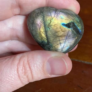Flashy Labradorite Polished Heart, love stone, gift for partner, gift for her, gift for him, Madagascar labradorite, crystals for Pisces