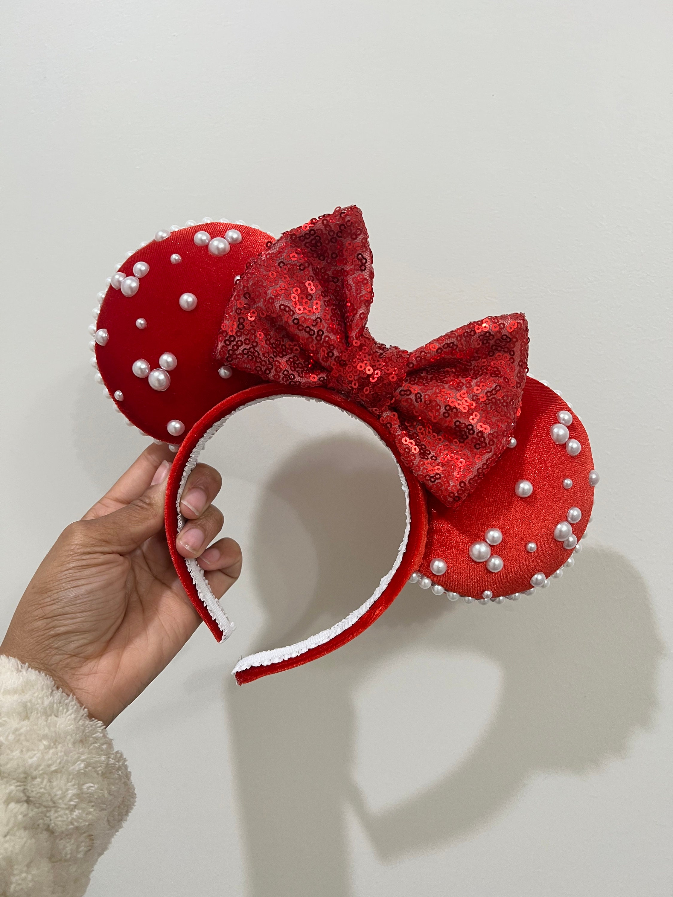 Disney Parks 2023 Valentines Minnie Ears Pink Rosebud White Hearts Headband  NWT