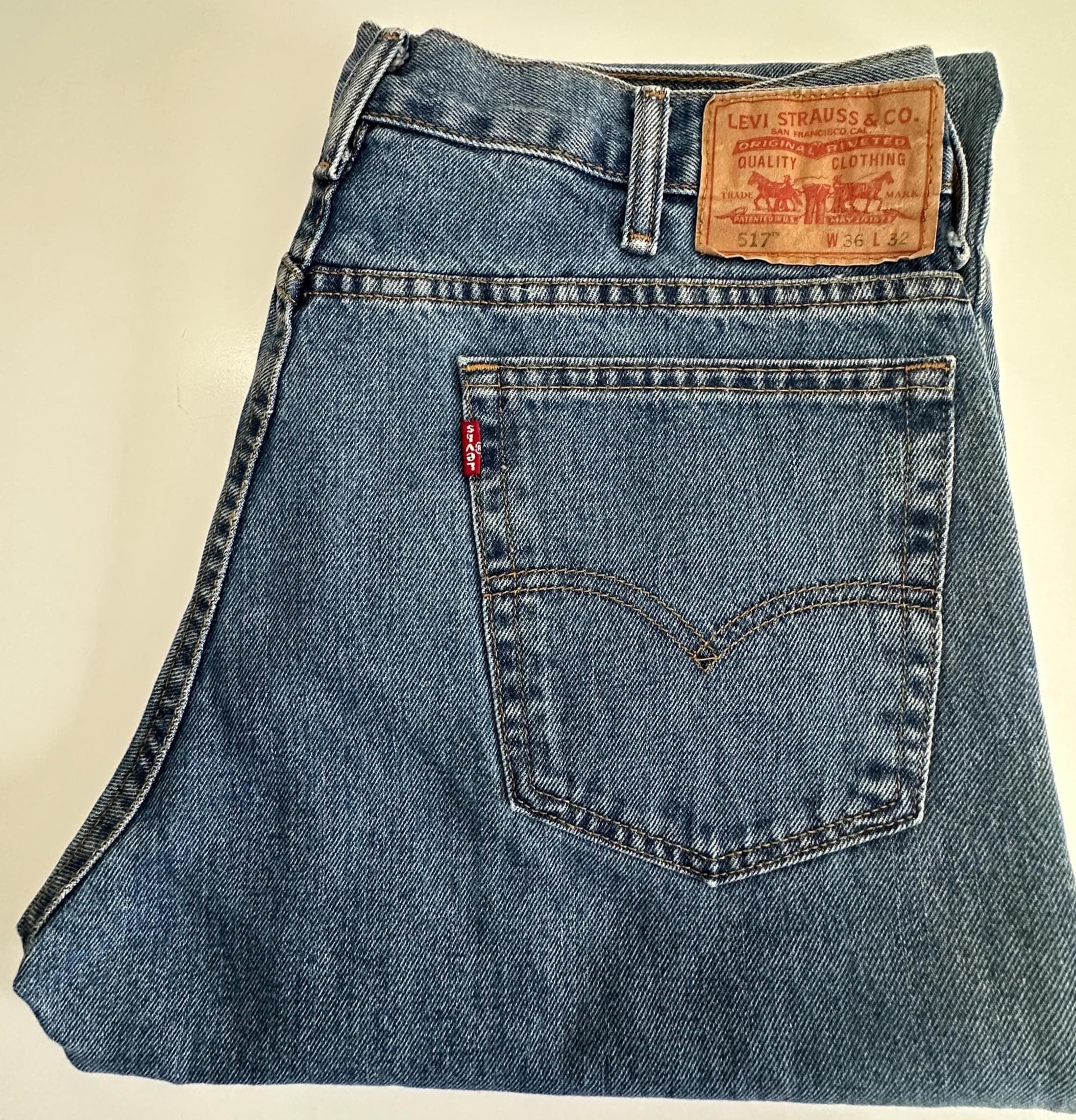 Vintage Levi's 517 Bootcut Jeans W36 L32 - Made in Mexico - 100