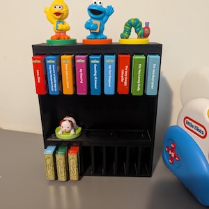 Little Tikes Story Dream Bücherregal * Stabil und einfach zu installieren!* Für 18 Bücher und 6 Figuren